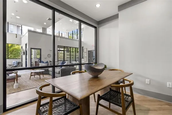 $1,774 | 131 Ponce De Leon Avenue Northeast, Unit 370, Atlanta, GA 30308