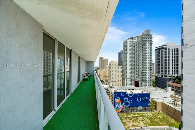$1,075,000 | 50 Biscayne Boulevard, Unit 1902, Miami, FL 33132
