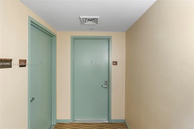 $1,075,000 | 50 Biscayne Boulevard, Unit 1902, Miami, FL 33132