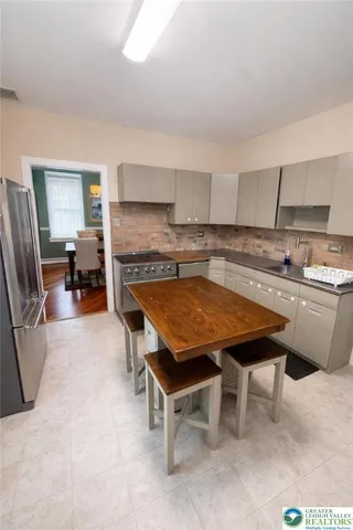 $2,300 | 10637 Schantz Road, Breinigsville, PA 18031