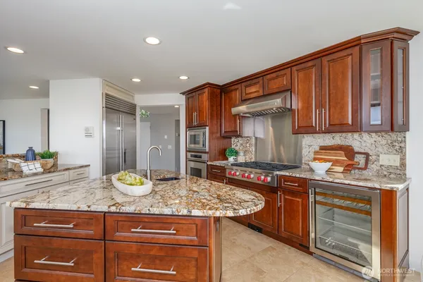 $1,888,000 | 10413 66th Place West, Mukilteo, WA 98275