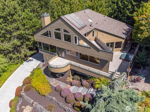 $1,888,000 | 10413 66th Place West, Mukilteo, WA 98275