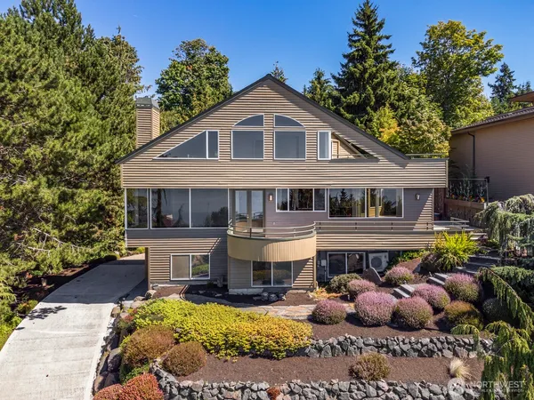 $1,888,000 | 10413 66th Place West, Mukilteo, WA 98275