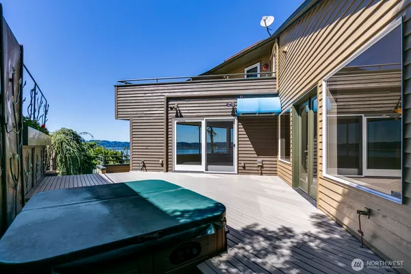 $1,888,000 | 10413 66th Place West, Mukilteo, WA 98275