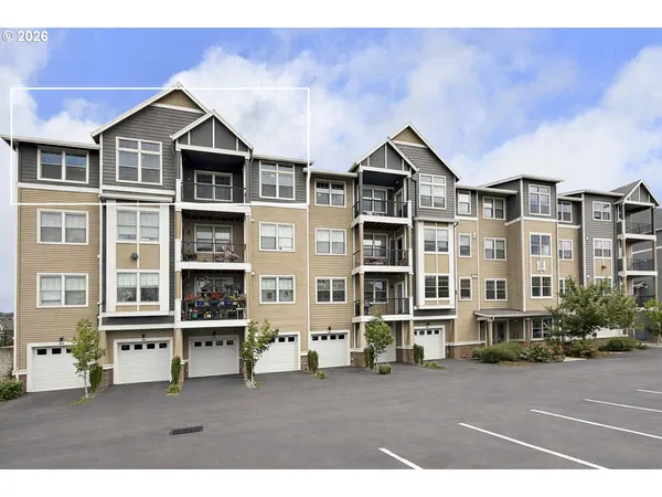 $339,900 | 17181 Southwest Snowdale Street, Unit 301, Beaverton, OR 97007