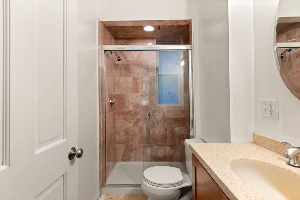 16 Henchman Street, Unit 3R Boston, MA 02113 - Photo 9 of 12
