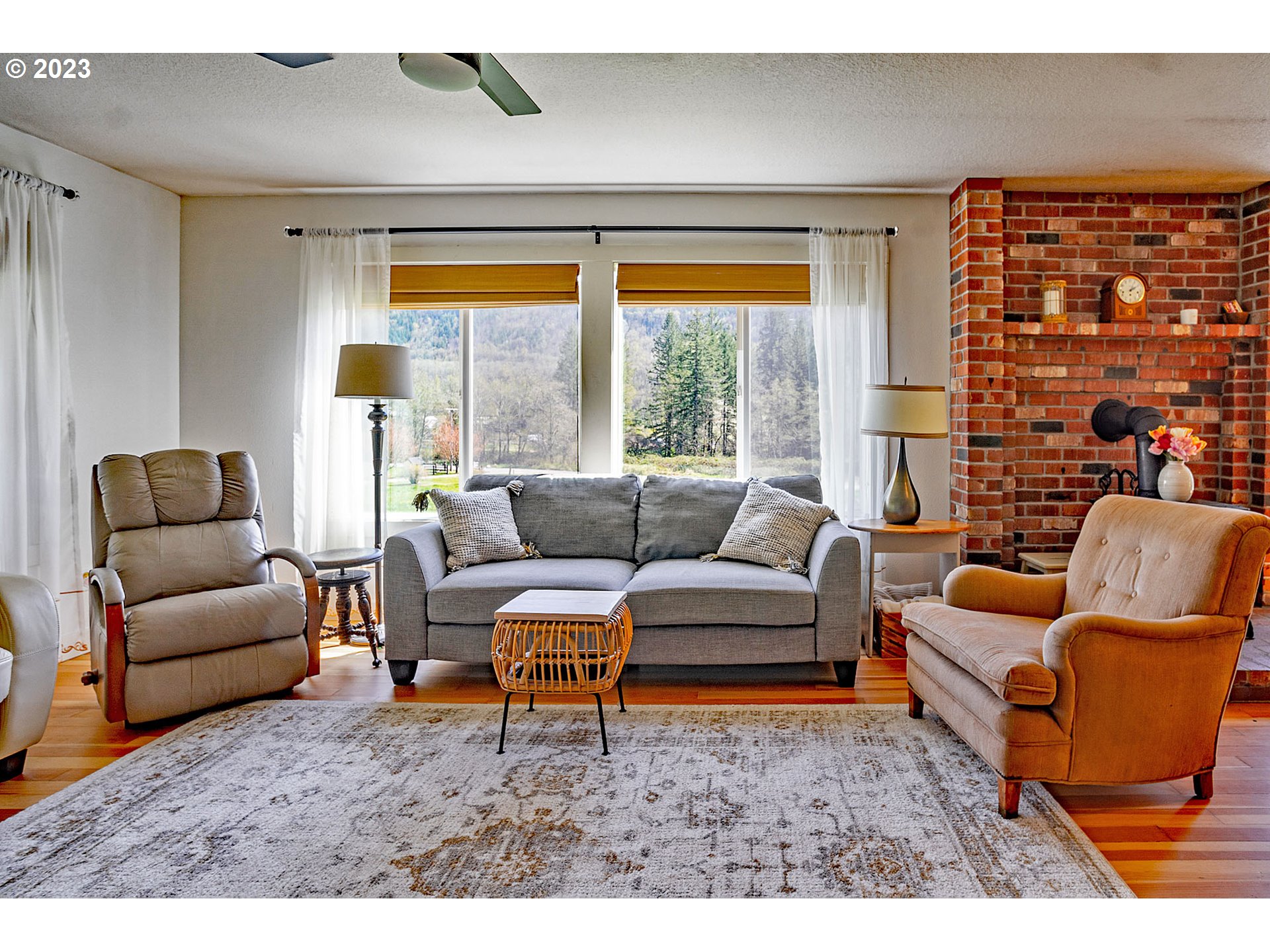 29416 Northeast Healy Road, Unit 2 Amboy, WA 98601 - Photo 18 of 41 a living room with furniture and a window