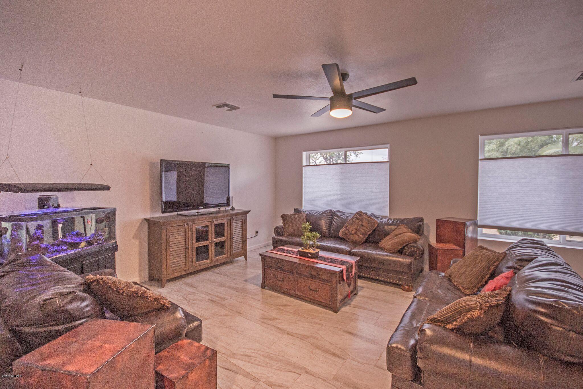 2134 West Utopia Road Phoenix, AZ 85027 - Photo 4 of 19 _DSC8556_preview