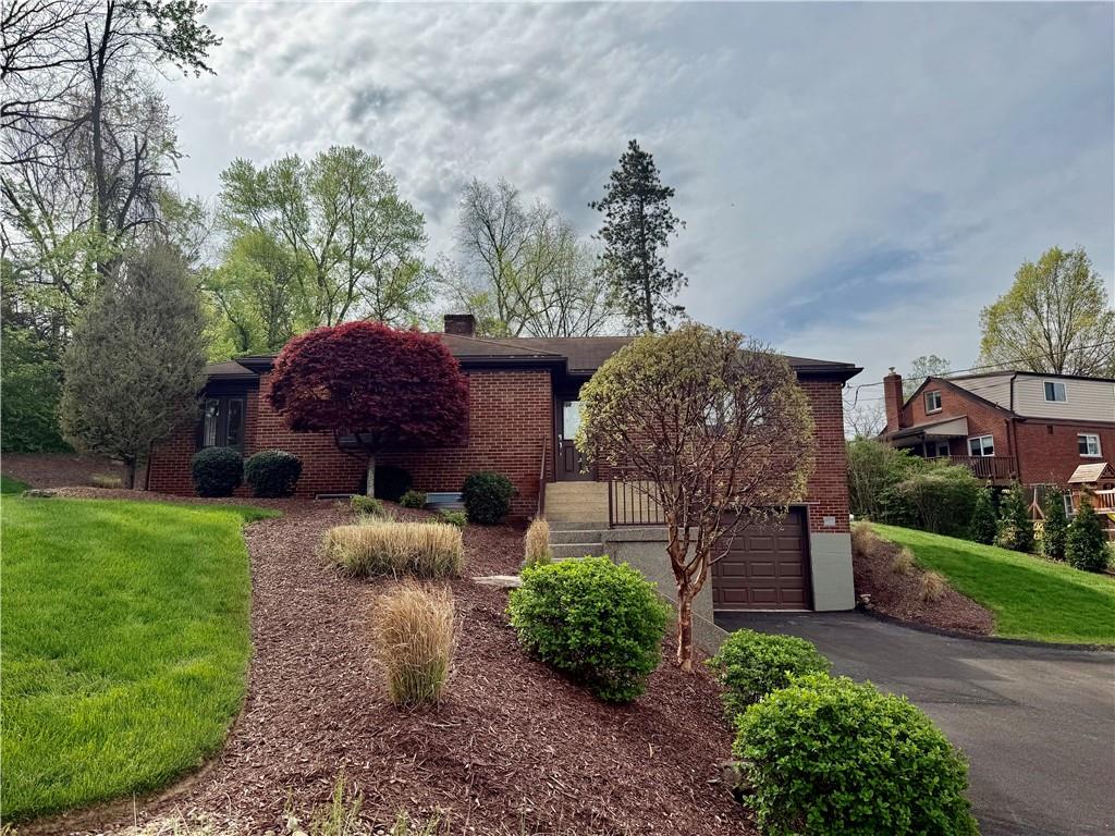 211 Lesnett Road Pittsburgh, PA 15241 - Photo 4 of 37