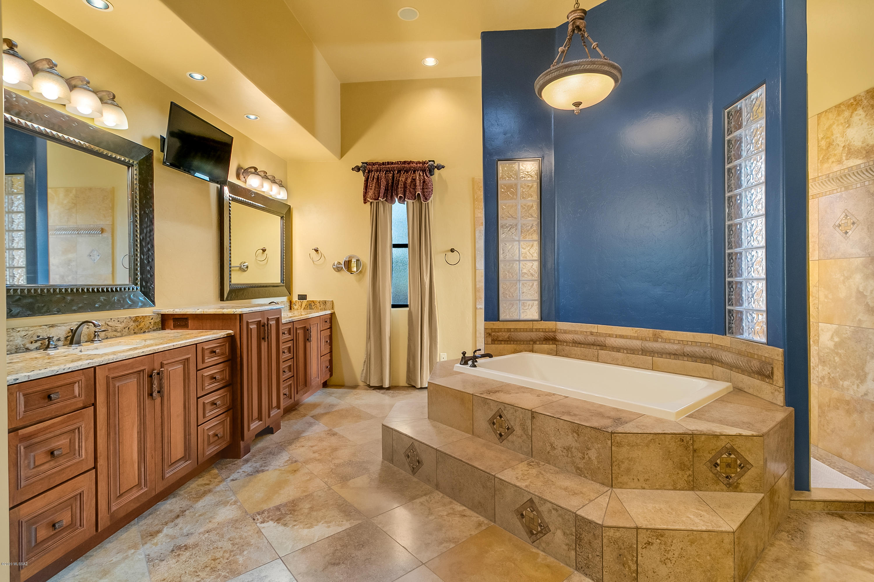 3497 North Drake Place Tucson, AZ 85749 - Photo 22 of 49