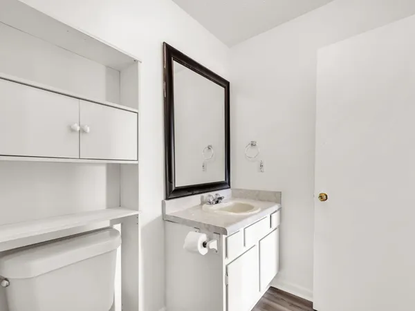 a view of utility room with washer and dryer