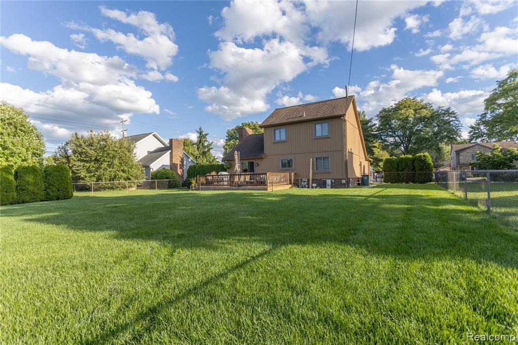 2801 Derby Road Troy, MI 48084 - Photo 33 of 40