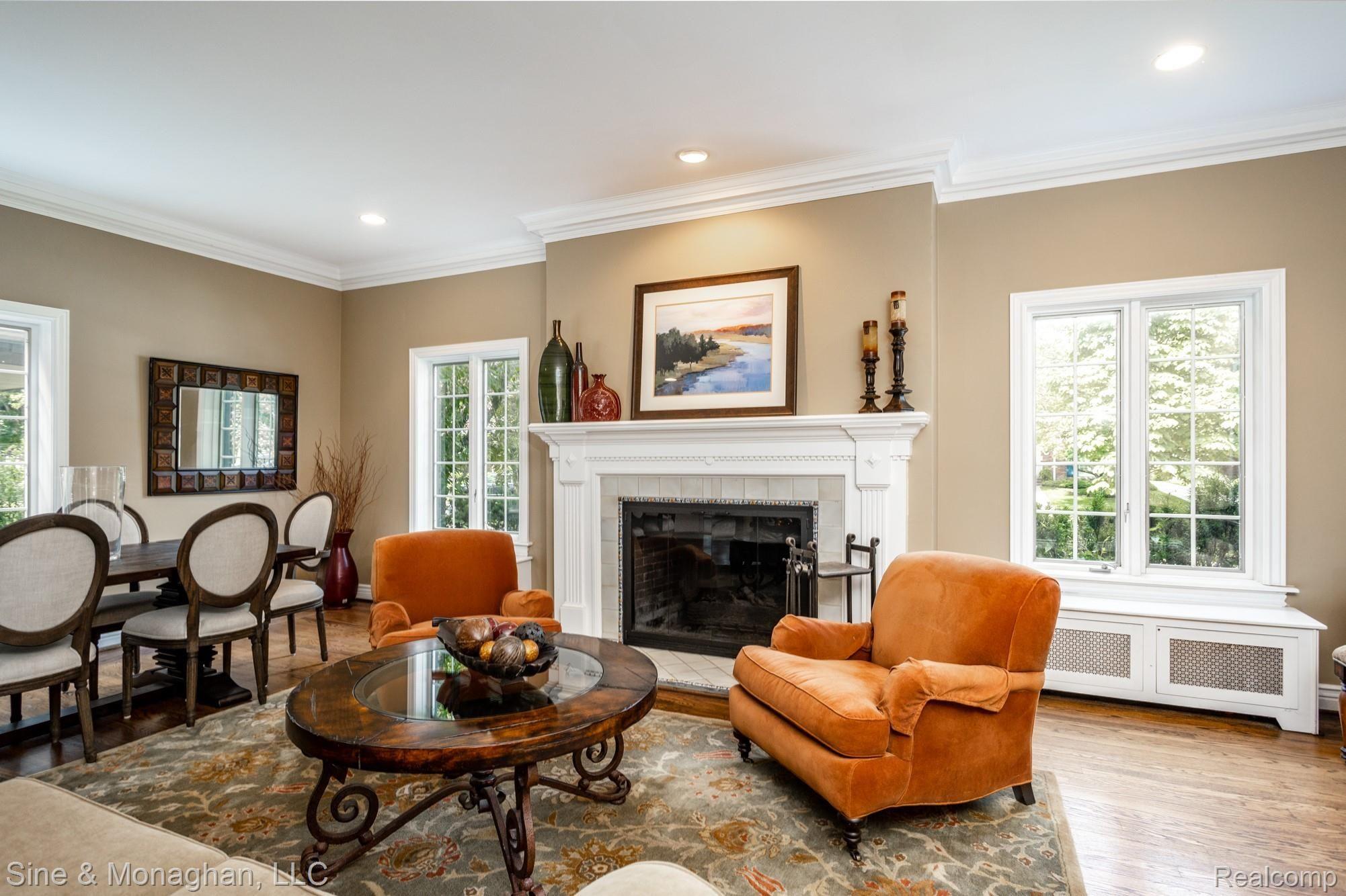 594 Rivard Boulevard Grosse Pointe, MI 48230 - Photo 16 of 79 594 Rivard S017.jpg