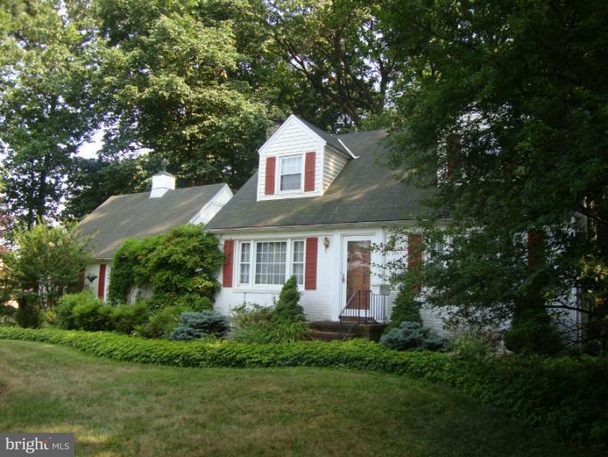 995 Valewood Road Towson, MD 21286 - Photo 10 of 18 Exterior (Front)