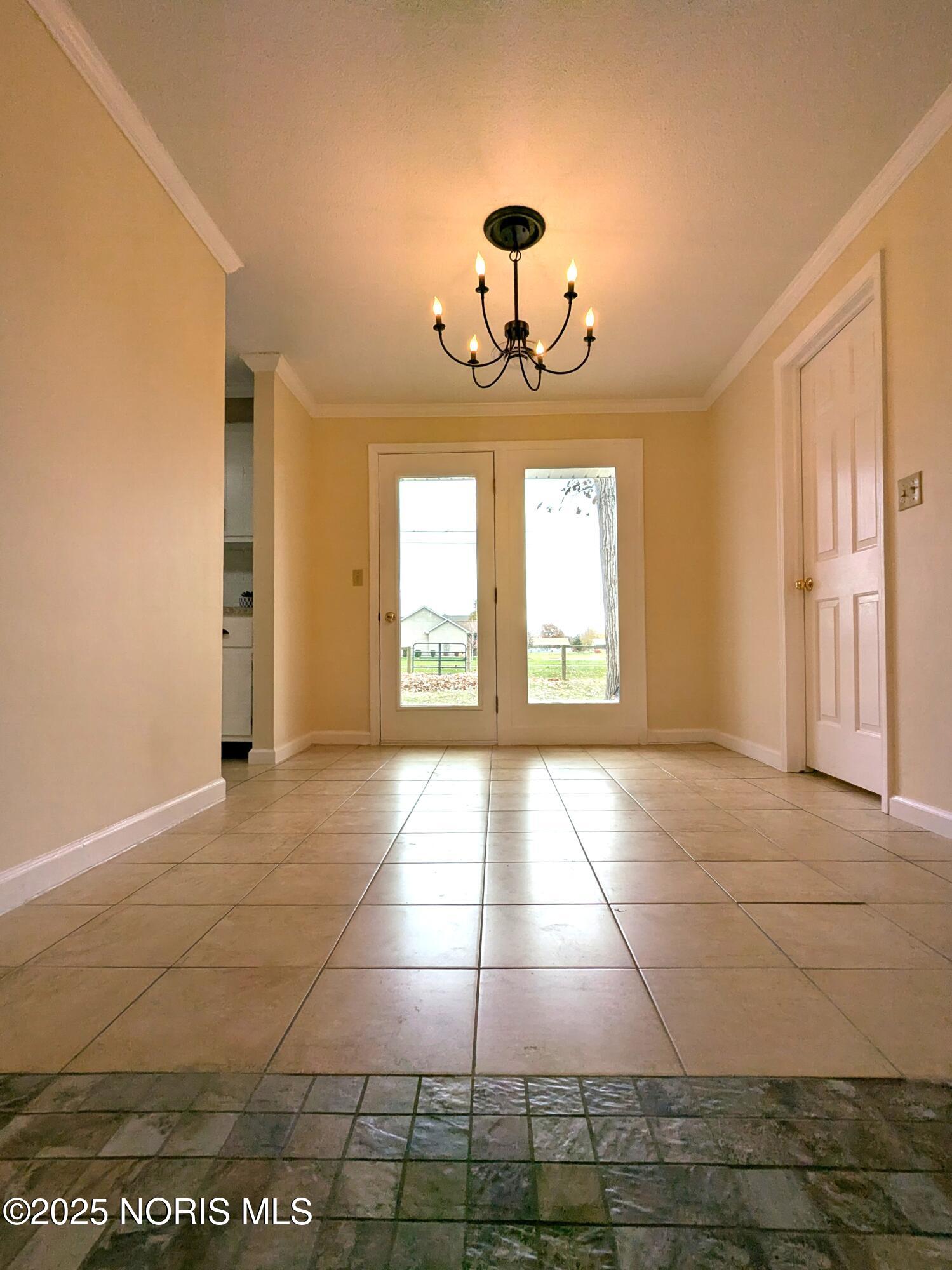 1715 Ralvan Drive Defiance, OH 43512 - Photo 8 of 49 Dining Room