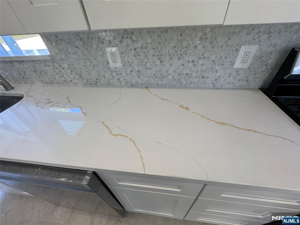 45 Sand Road Westwood, NJ 07675 - Photo 5 of 11 Gallery Image 5