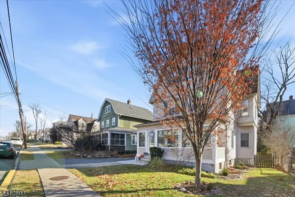 $4,900 | 30 Central Avenue, Unit 2, Caldwell, NJ 07006