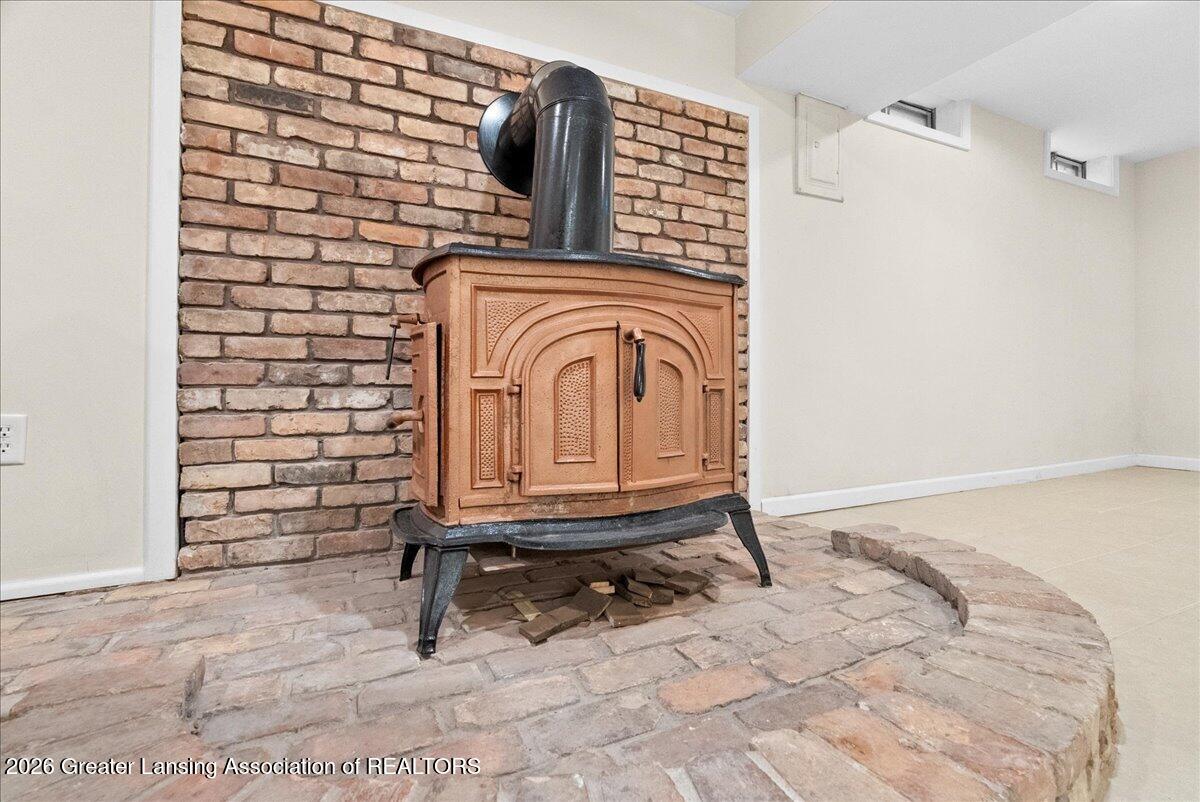 3261 Hepfer Road Lansing, MI 48911 - Photo 35 of 43 48-Media Jett - 50