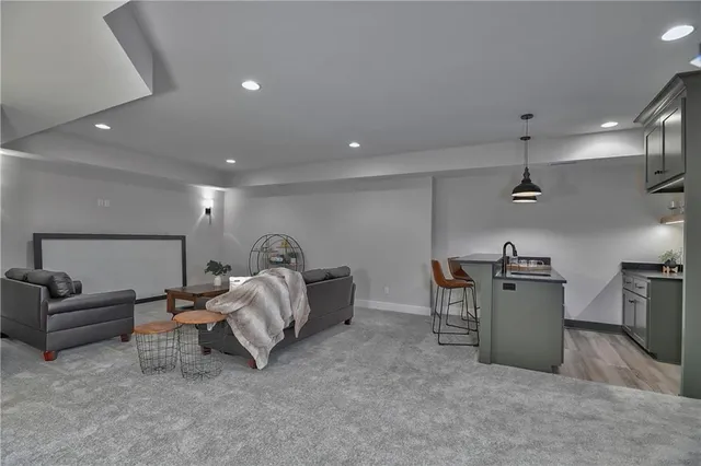 $999,900 | 2512 West 179th Street, Overland Park, KS 66085