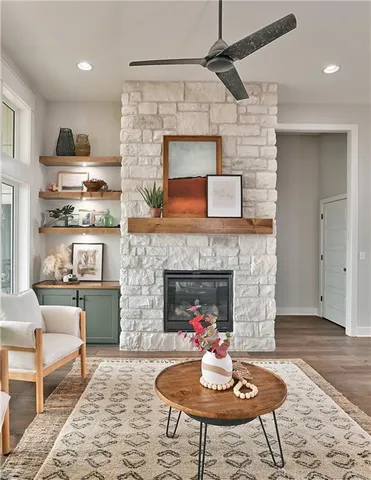 $999,900 | 2512 West 179th Street, Overland Park, KS 66085