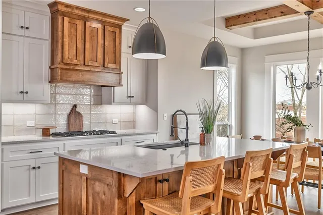 $999,900 | 2512 West 179th Street, Overland Park, KS 66085