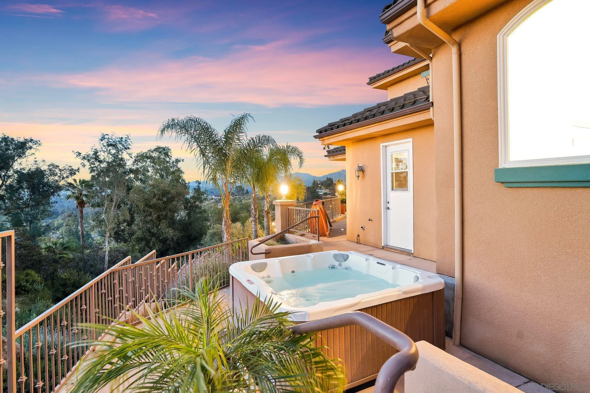 12920 Glen Circle Road Poway, CA 92064 - Photo 13 of 69