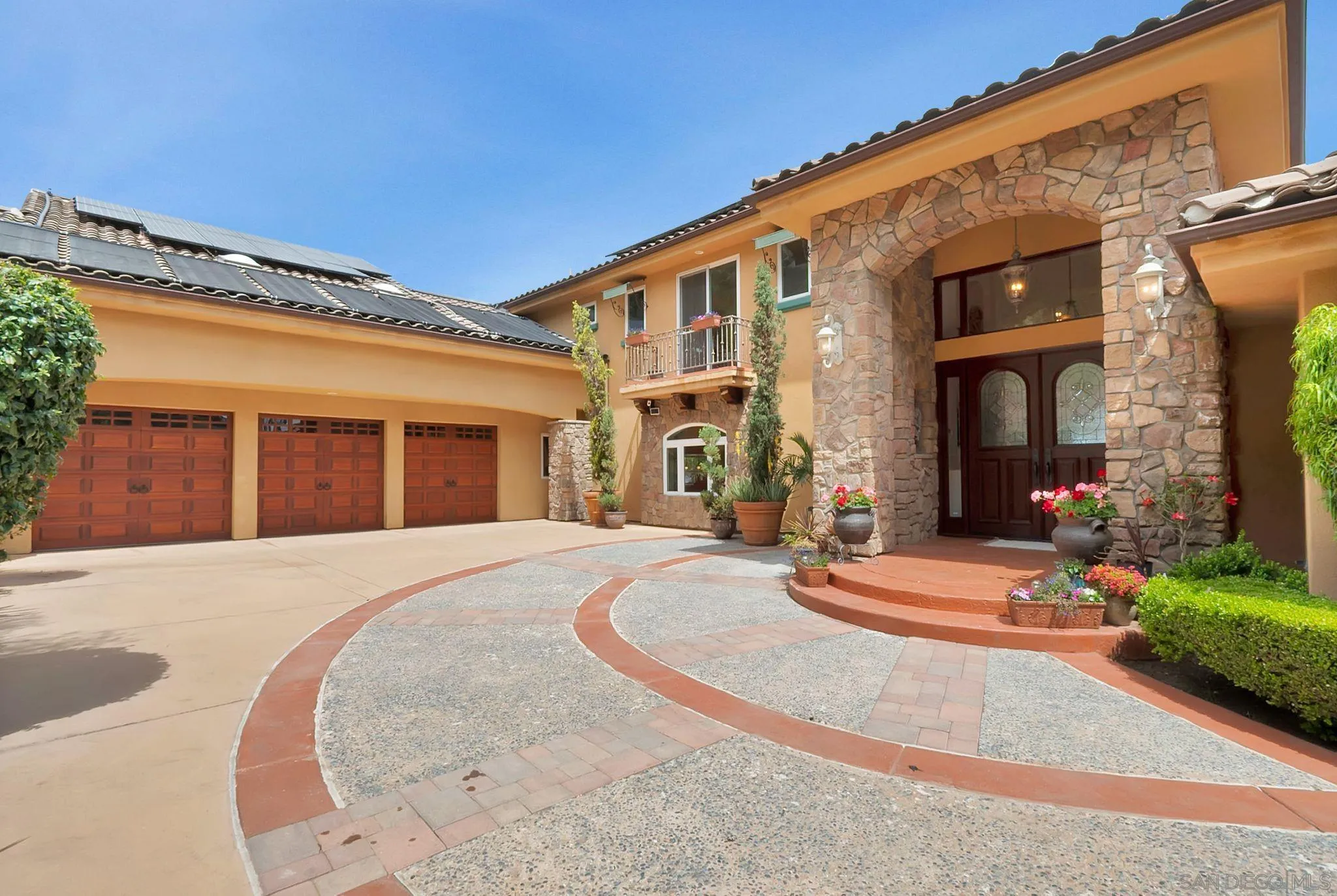 12920 Glen Circle Road Poway, CA 92064 - Photo 15 of 69