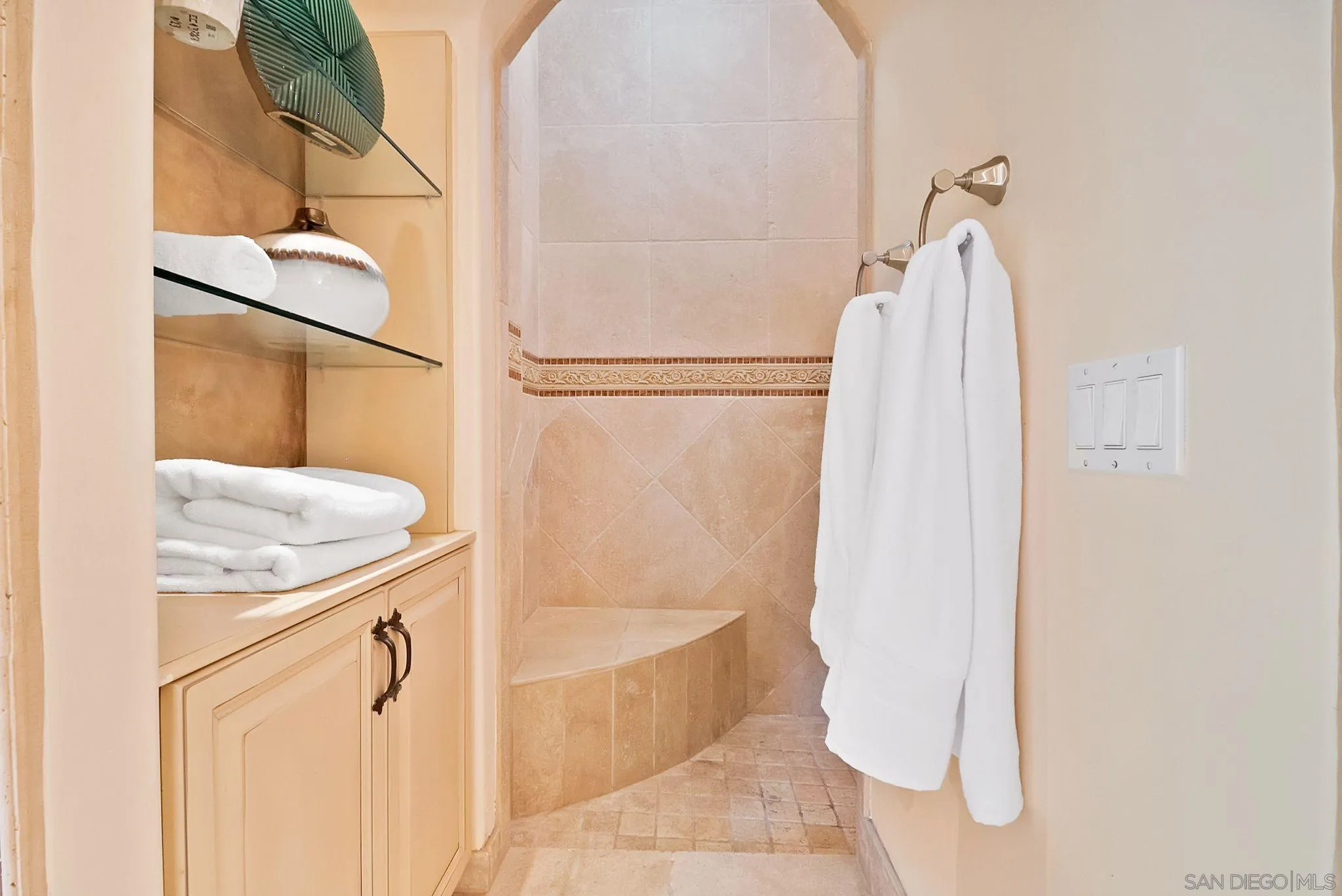 12920 Glen Circle Road Poway, CA 92064 - Photo 41 of 69