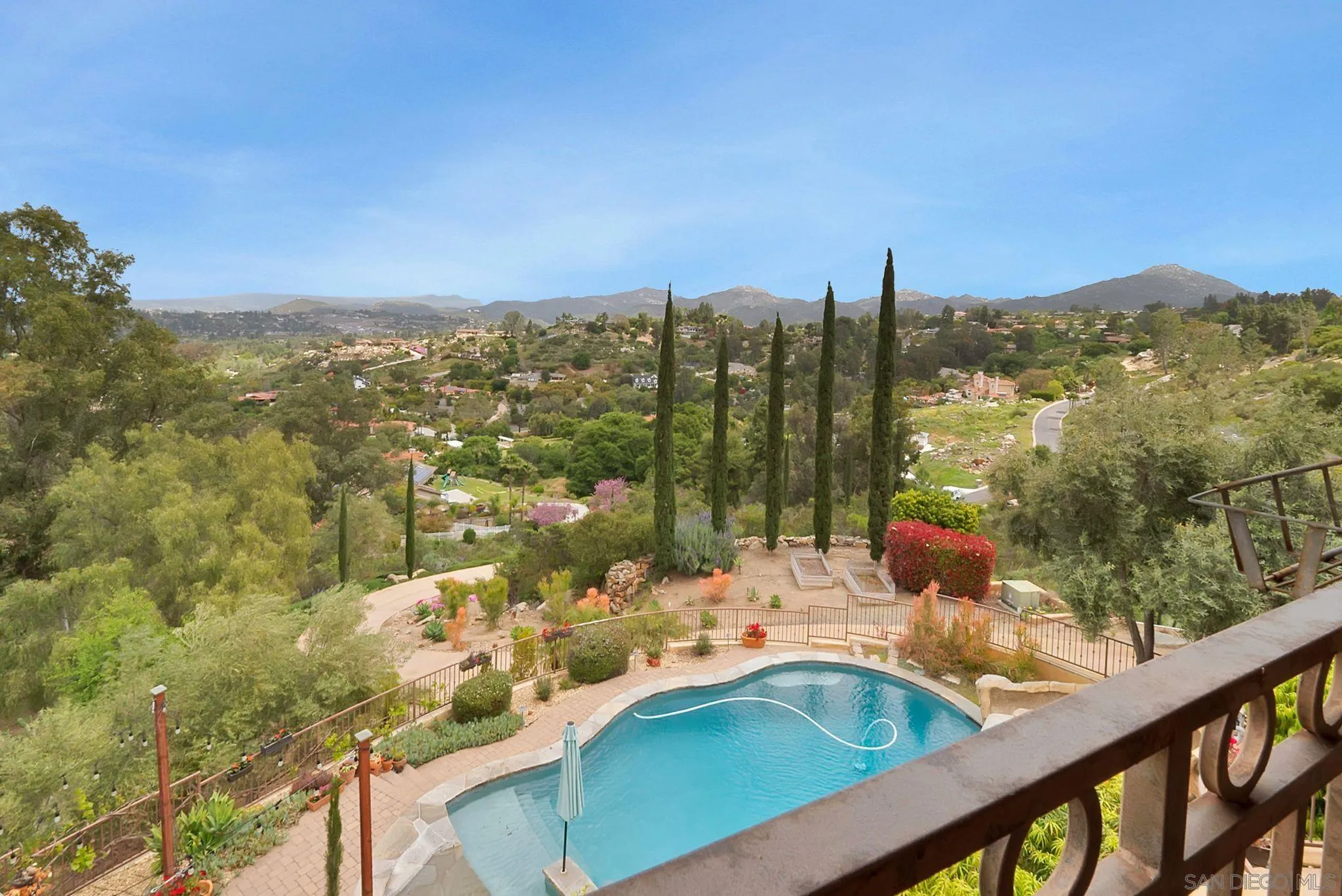 12920 Glen Circle Road Poway, CA 92064 - Photo 54 of 69