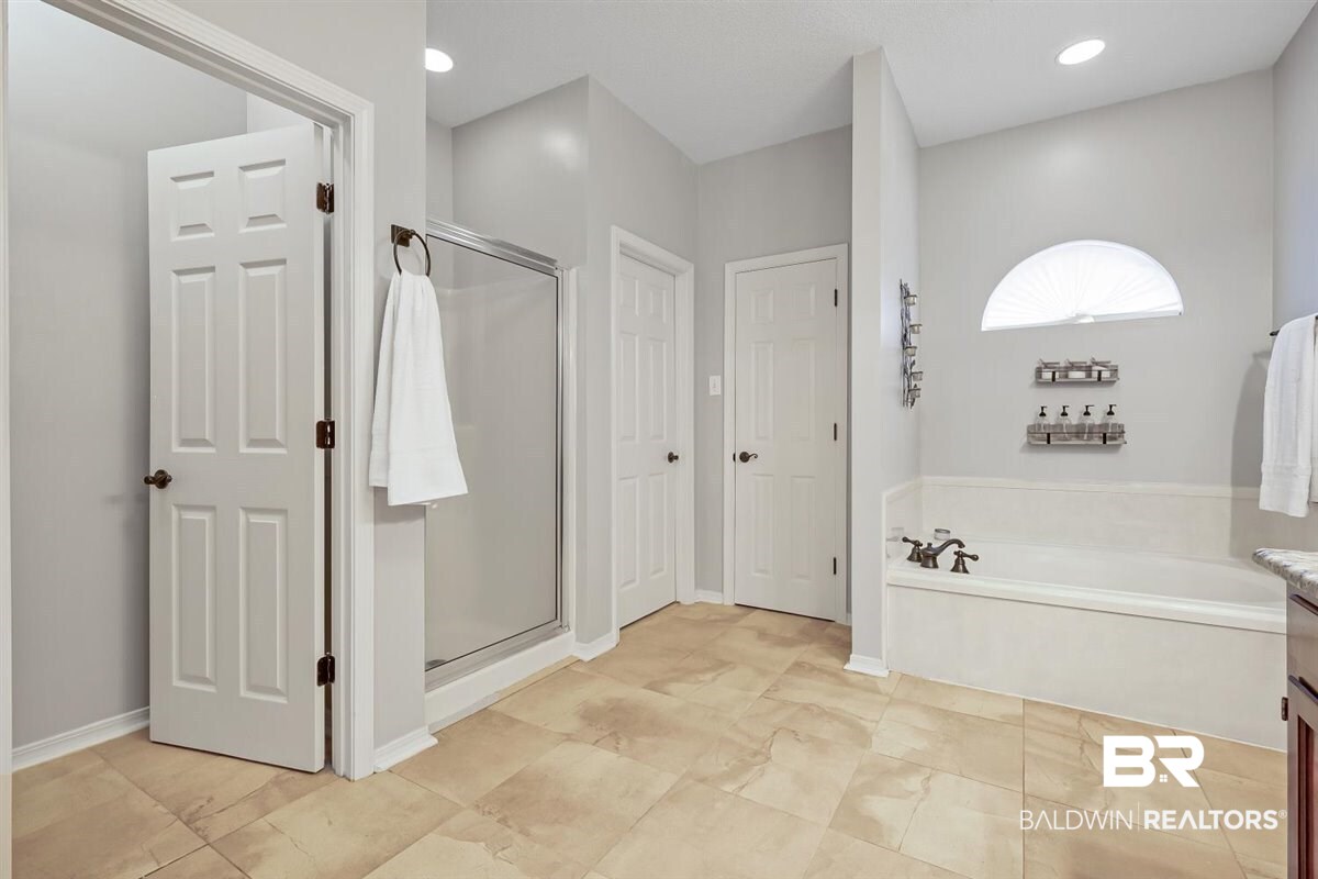 629 Ridgewood Drive Daphne, AL 36526 - Photo 31 of 36