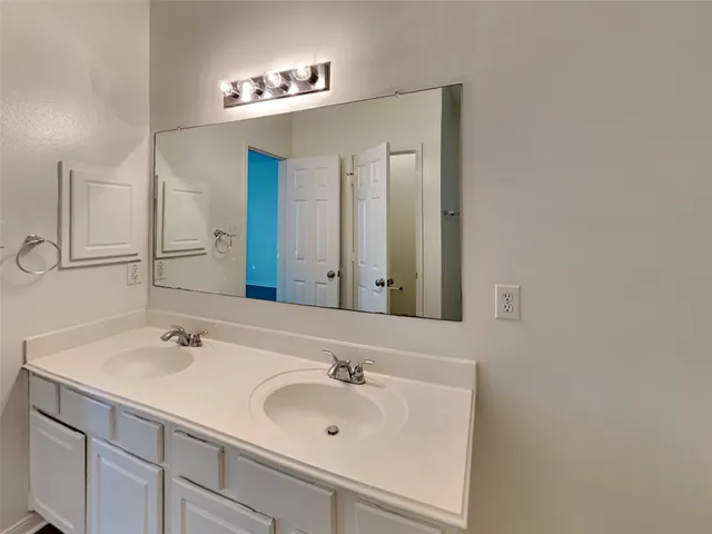 $2,095 | 3043 Crestbrook Bend Lane, Katy, TX 77449