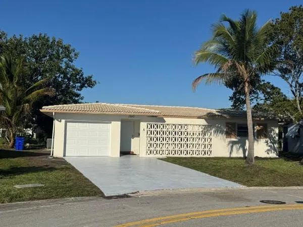 $379,500 | 1550 Northwest 70th Terrace, Margate, FL 33063