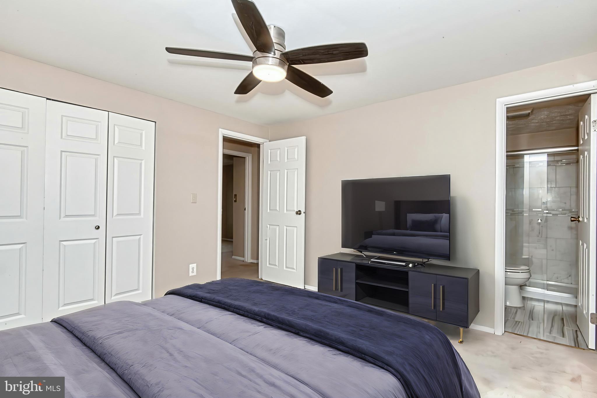12828 Pinecrest Road Herndon, VA 20171 - Photo 21 of 46 Primary Bedroom