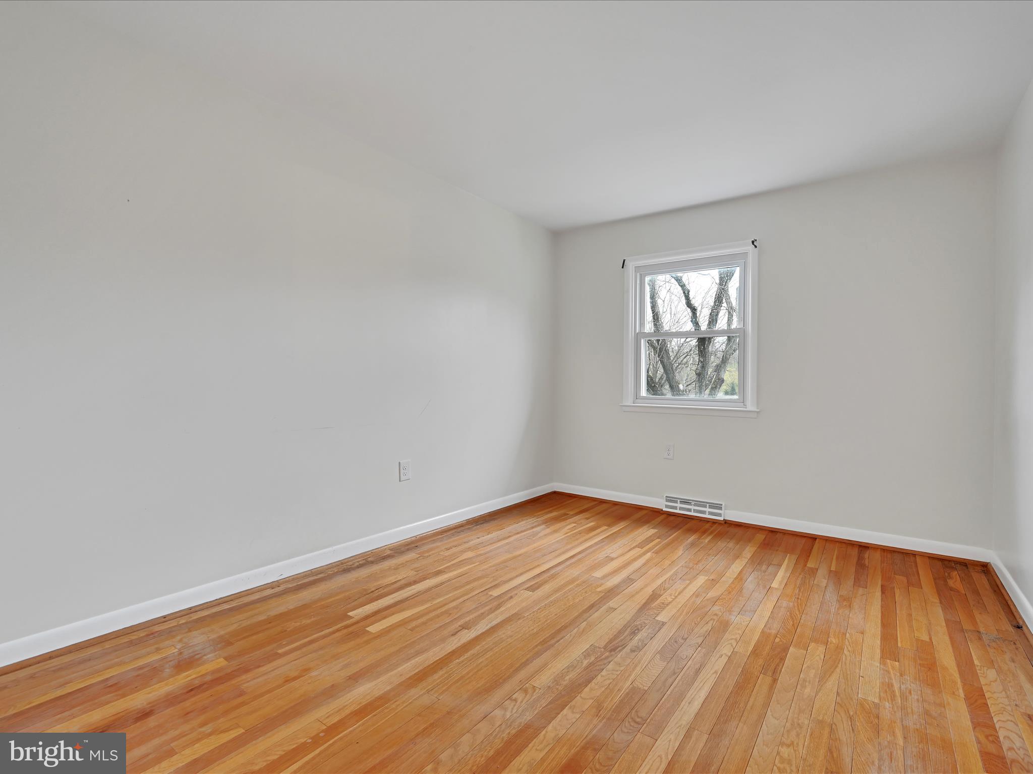 302 Playground Drive Reading, PA 19611 - Photo 15 of 22 Bedroom