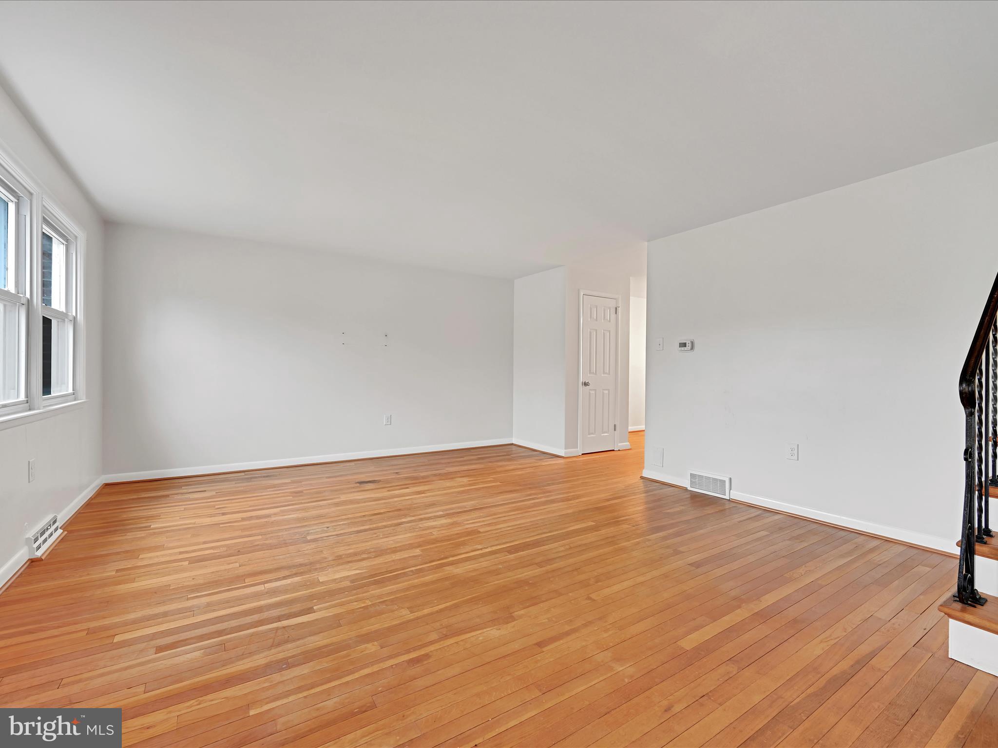 302 Playground Drive Reading, PA 19611 - Photo 4 of 22 Living Room