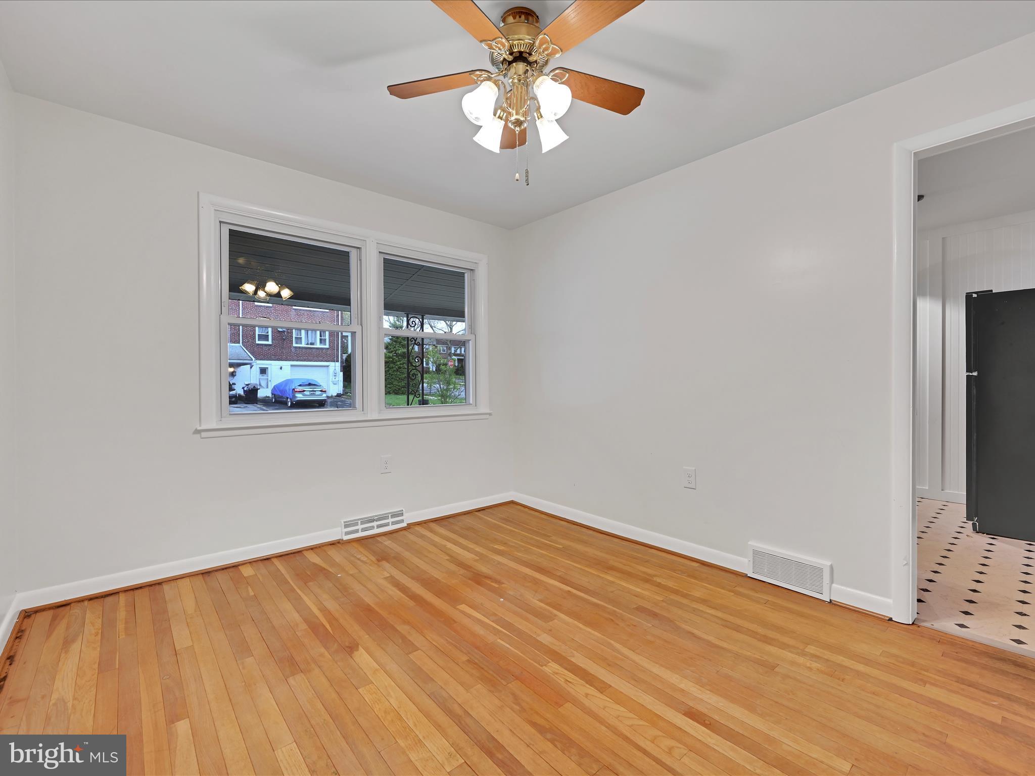 302 Playground Drive Reading, PA 19611 - Photo 7 of 22 Dining Room