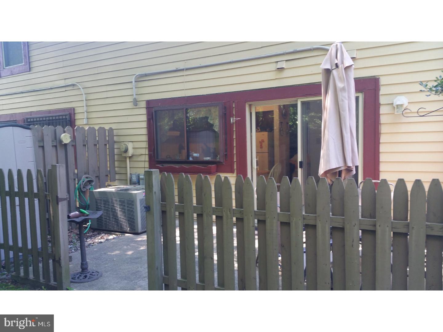 48 Chelsea Circle Clementon, NJ 08021 - Photo 3 of 19 Gallery Image 3
