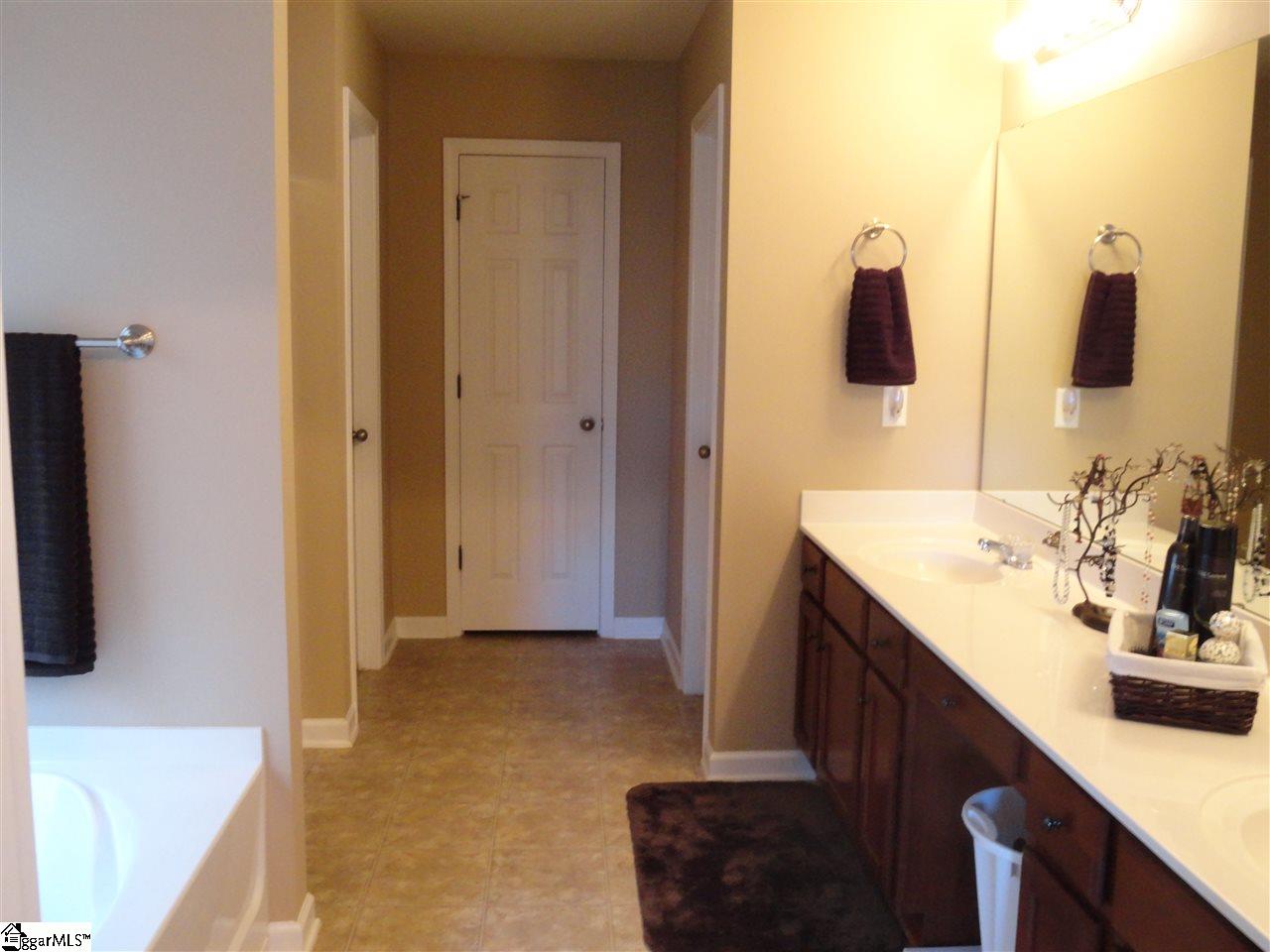 15 Rivanna Lane Greenville, SC 29607 - Photo 22 of 36 Gallery Image 22