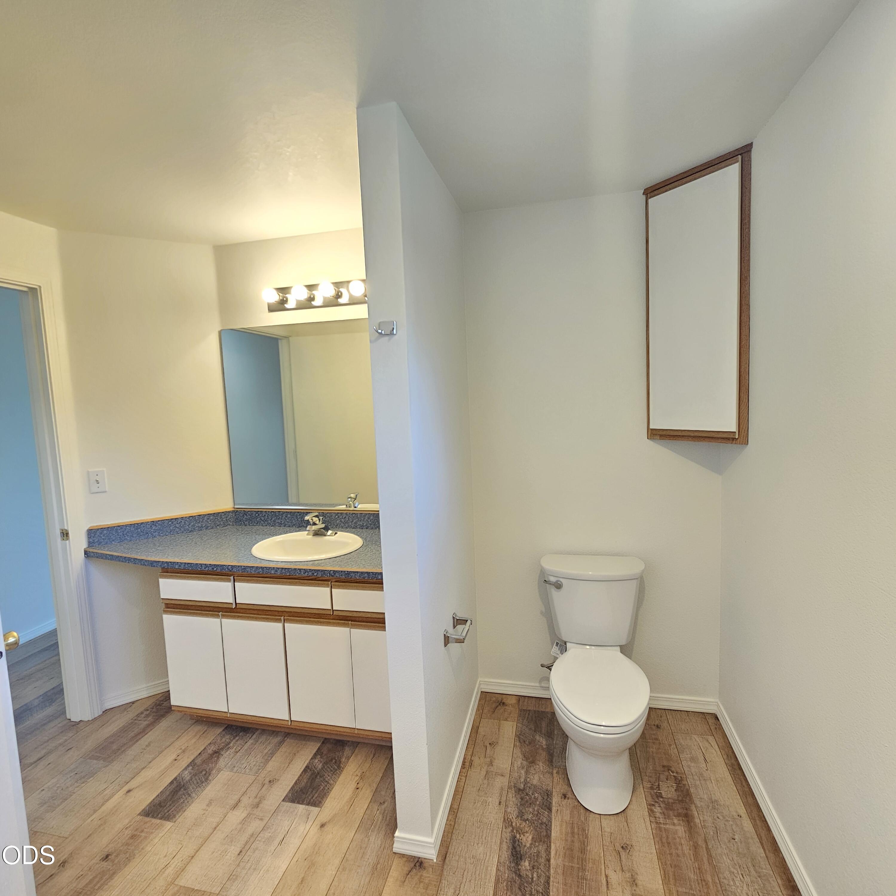 569 Northeast Negus Loop Redmond, OR 97756 - Photo 18 of 32