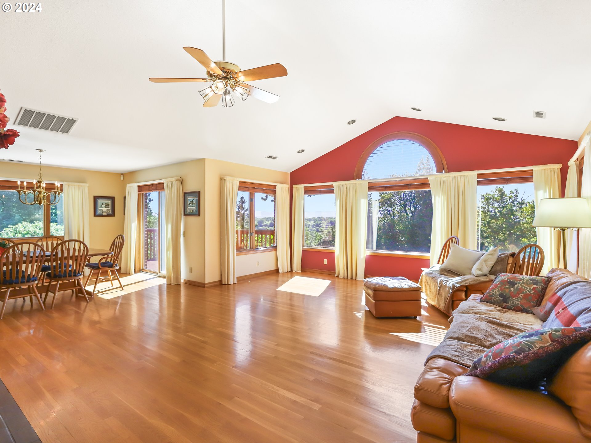21920 Northwest 67th Avenue Ridgefield, WA 98642 - Photo 11 of 48 a living room with furniture and a large window