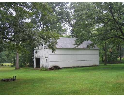 1639 Hood School Road Indiana, PA 15701 - Photo 2 of 7 Stable/Barn.