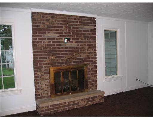 1639 Hood School Road Indiana, PA 15701 - Photo 4 of 7 Family Room.
