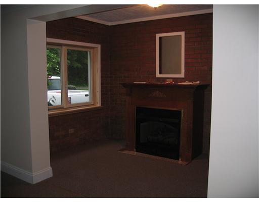 1639 Hood School Road Indiana, PA 15701 - Photo 7 of 7 Living Room.