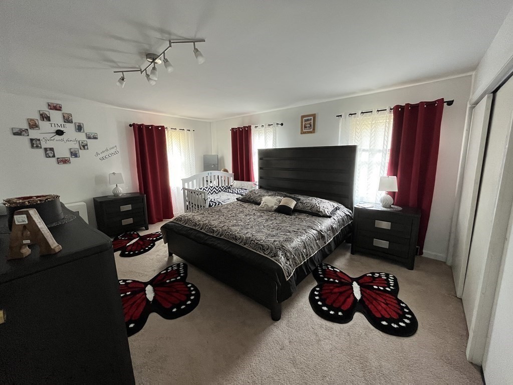 54 Fairhaven Road Worcester, MA 01606 - Photo 11 of 25 Gallery Image 11