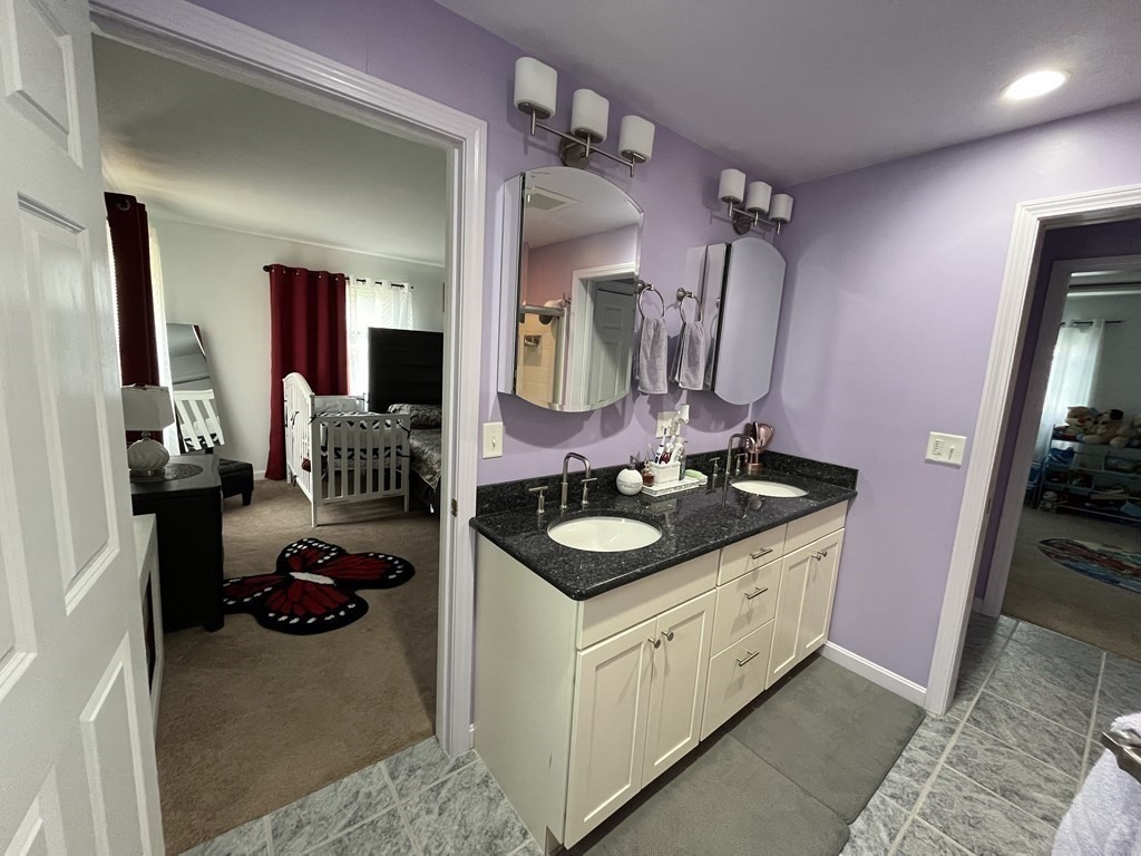 54 Fairhaven Road Worcester, MA 01606 - Photo 12 of 25 Gallery Image 12