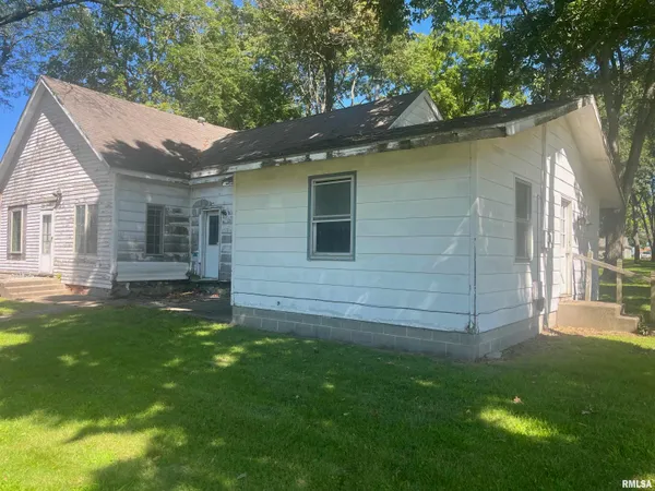 $32,500 | 507 West Jackson Street, Athens, IL 62613