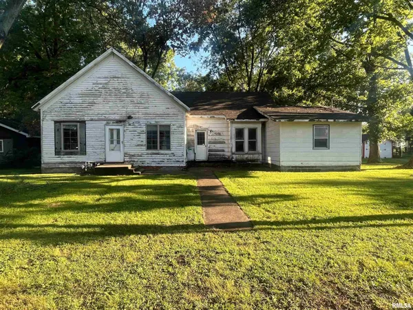 $32,500 | 507 West Jackson Street, Athens, IL 62613