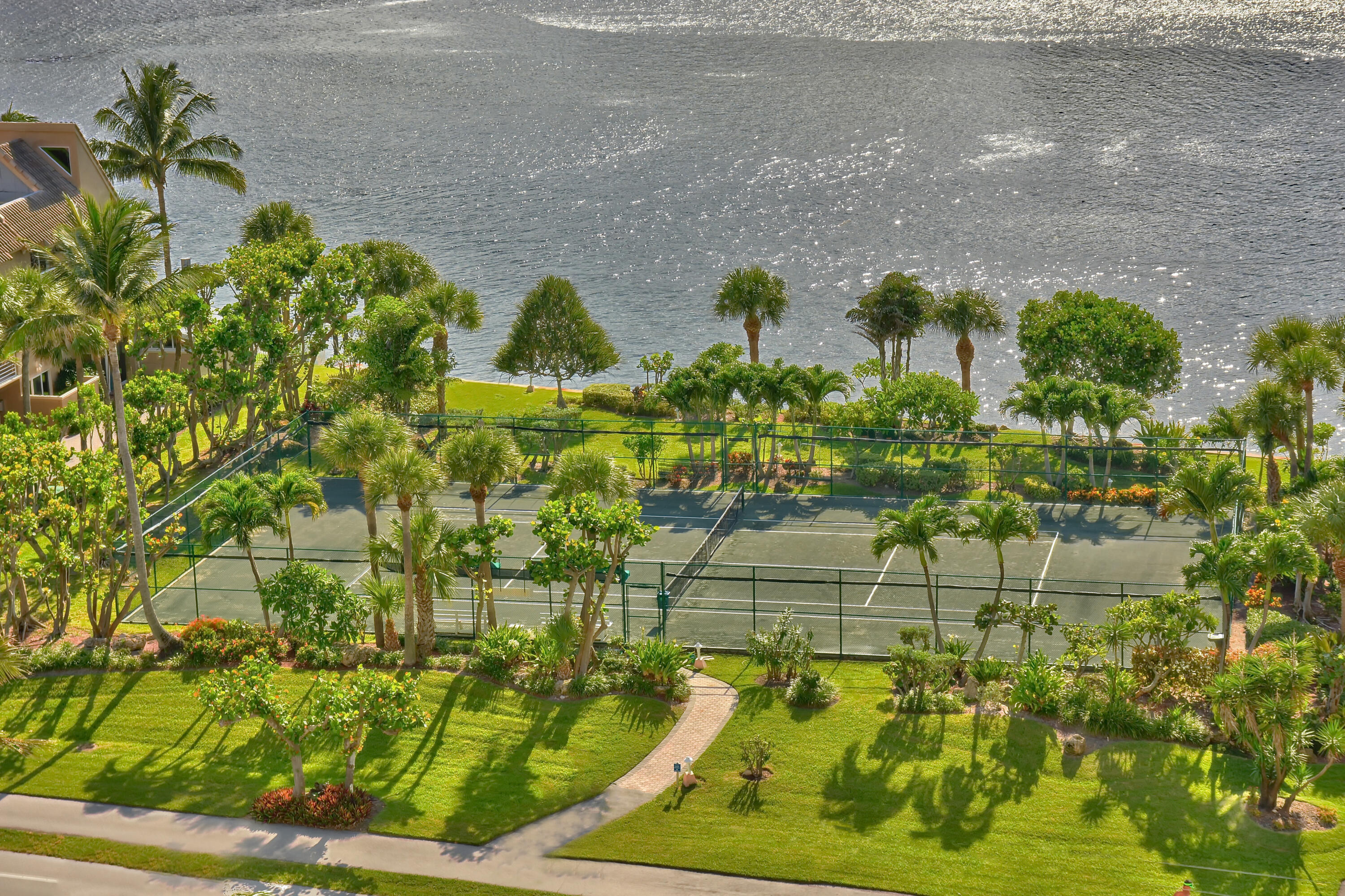 500 South Ocean Boulevard, Unit 2106 Boca Raton, FL 33432 - Photo 43 of 45 TWO TENNIS COURTS - INCLUDING PICKLEBALL