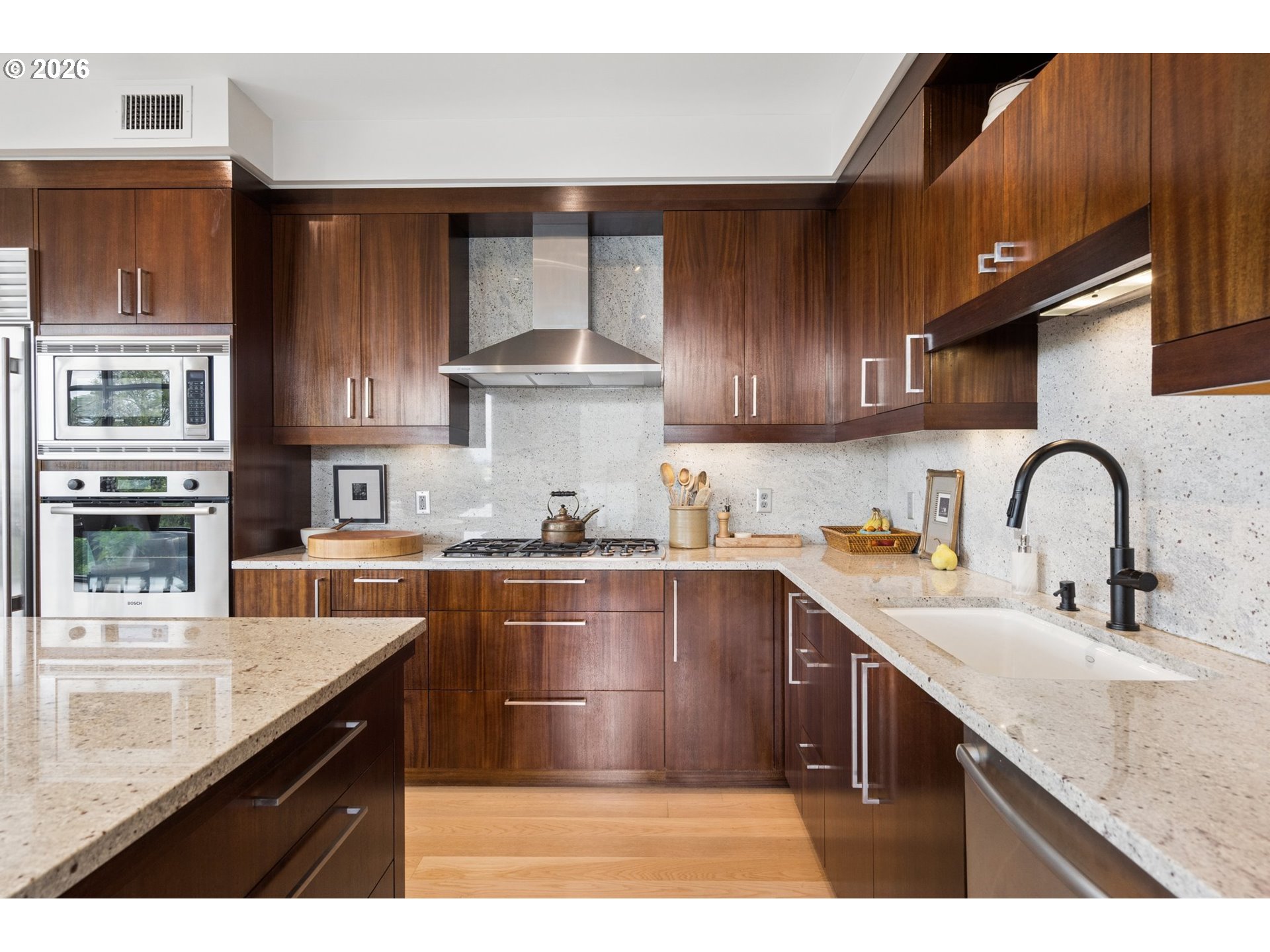 2351 Northwest Westover Road, Unit 601 Portland, OR 97210 - Photo 13 of 34 Kitchen
