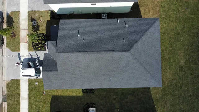 $3,100 | 5885 Northwest Sweetwood Drive, Port St. Lucie, FL 34987